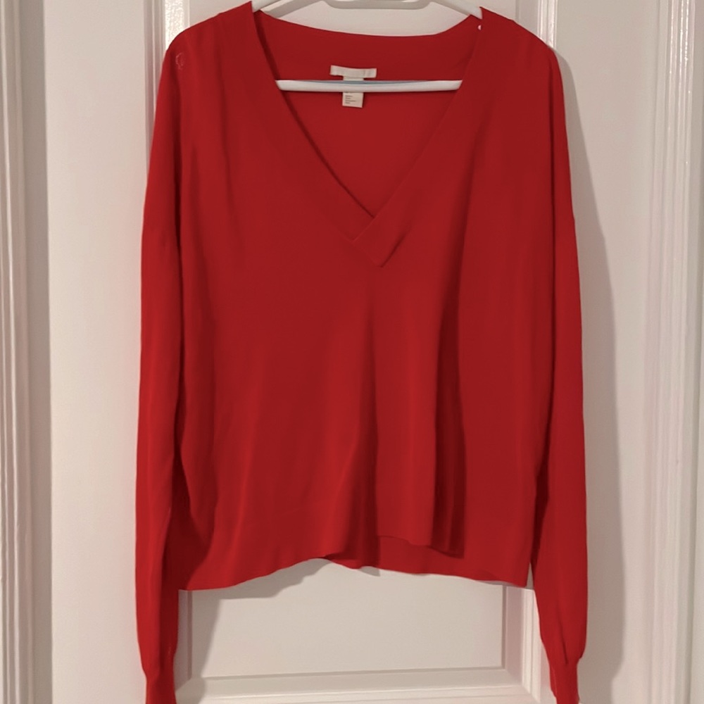 H&M red size M ladies sweater. Very light cotton,m. Sits at waist. Deep V neck.